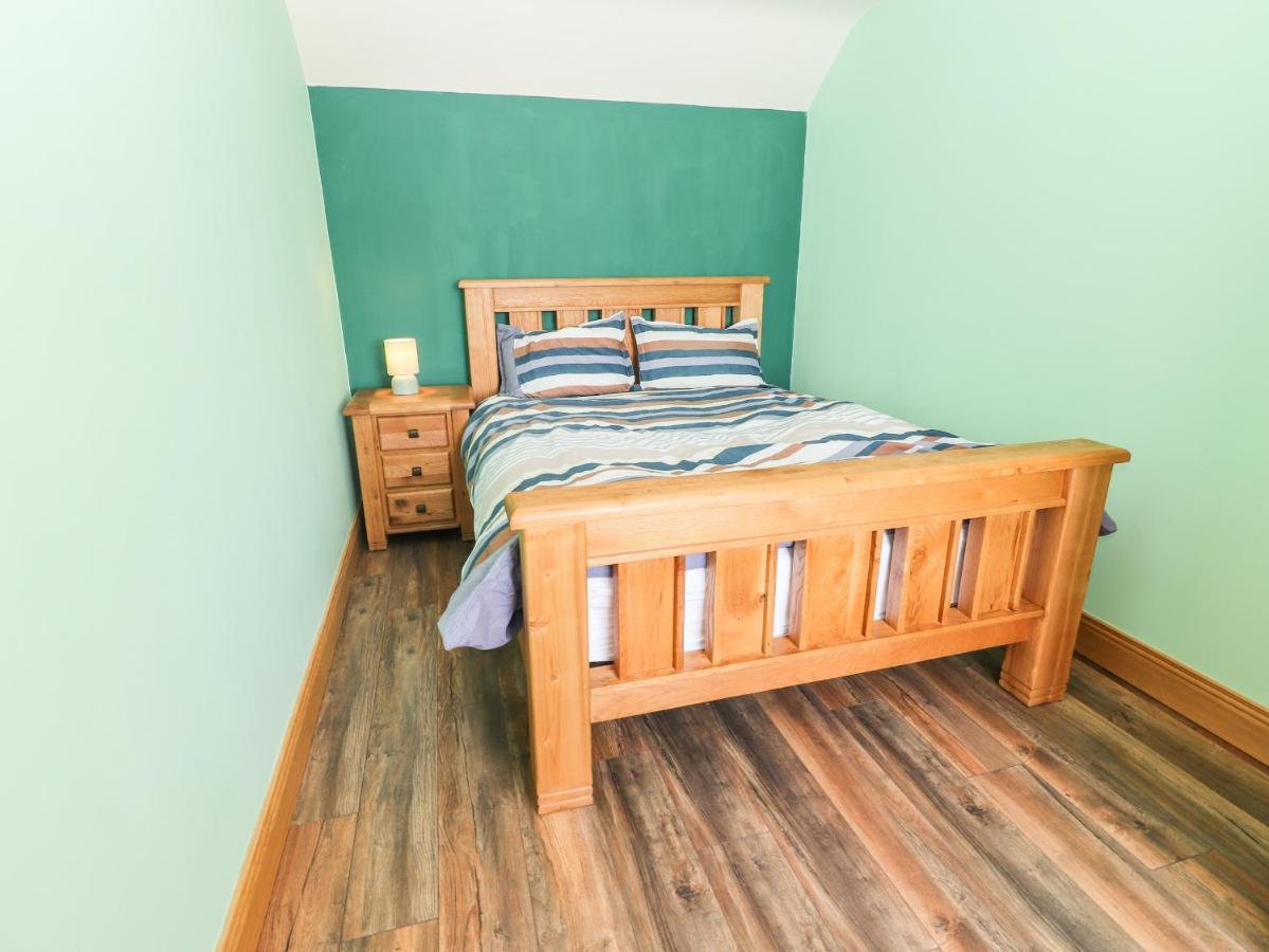 Lack Cottage Трали Экстерьер фото